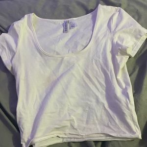 white h&m baby tee